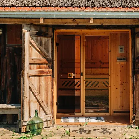 Tatil Evi Pommernhaus Forsthaus Rieth Am See, Sauna, Kamin, Ruderboot